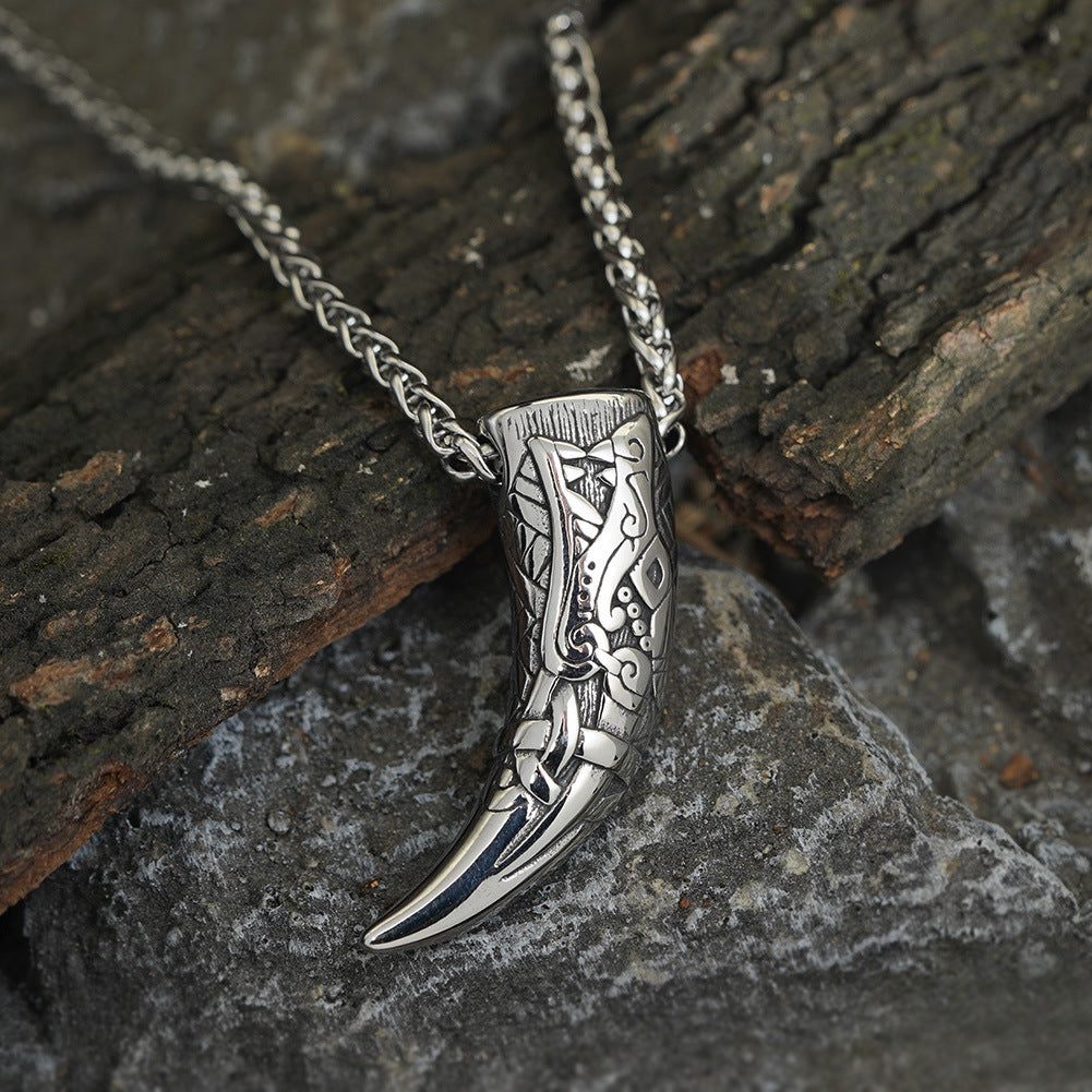 Fang of the Northborn Necklace