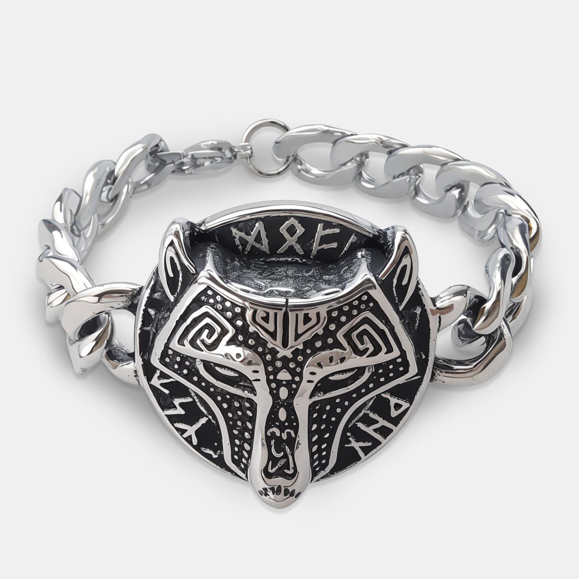 Runebound Relics of the North Bracelet